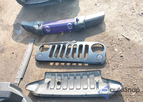 2014 Jeep Wrangler Unlimited Sahara из США, поврежденный, VIN 1C4BJWEG6EL217945